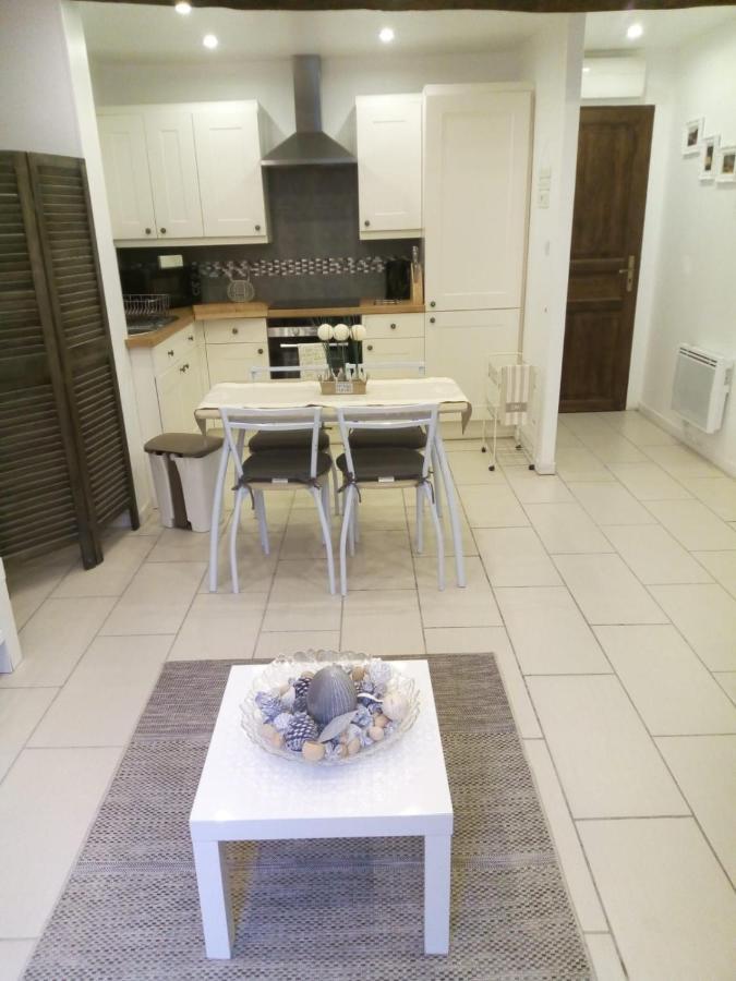 Maison De L'Amour Apartment Chardonnay Assignan المظهر الخارجي الصورة